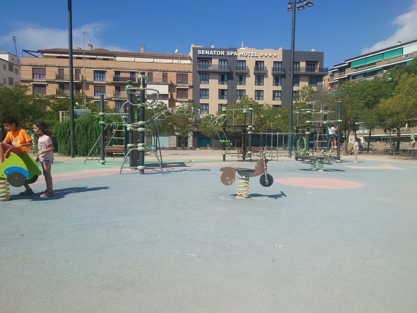 Atmosphere at Infantil Violón Park Granada — travel photo