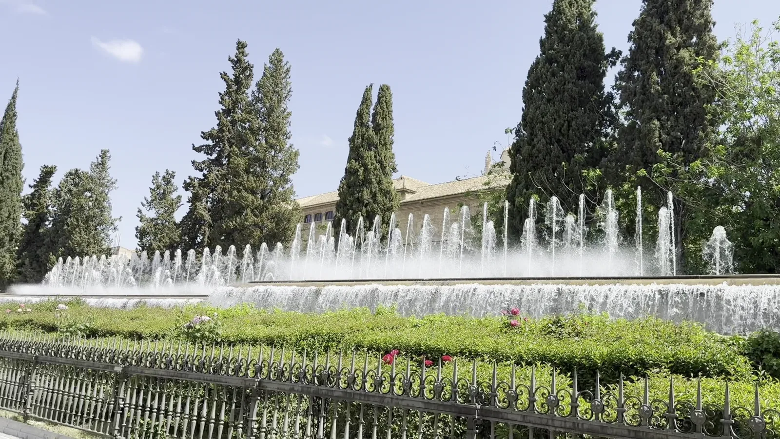 Atmosphere at Jardines del Triunfo Granada — travel photo