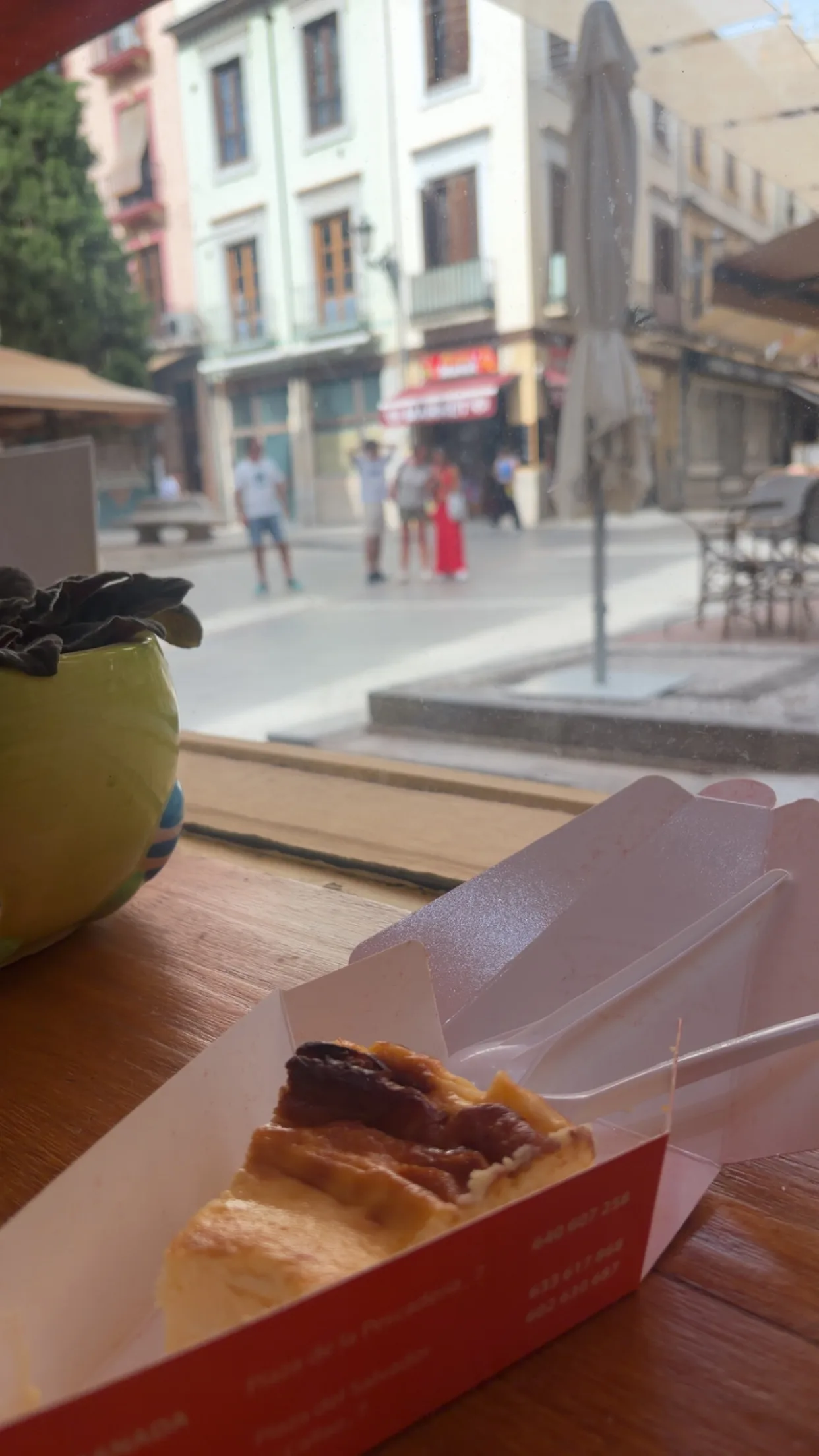 Interior at La tarta de la madre de Cris Granada — travel photo