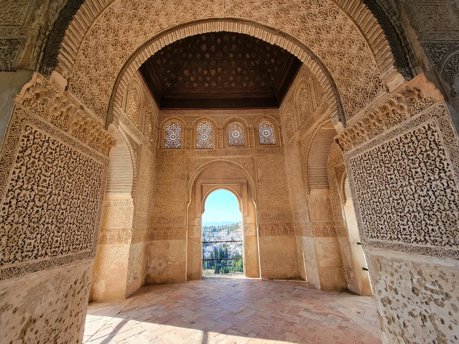 Details at Nasrid Palaces Granada — travel photo