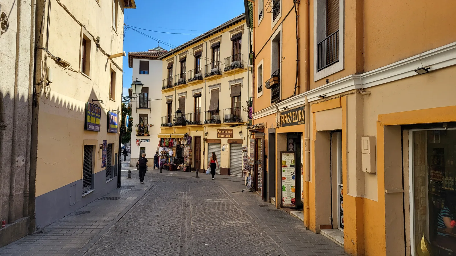 Atmosphere at Puerta de Elvira Granada — travel photo