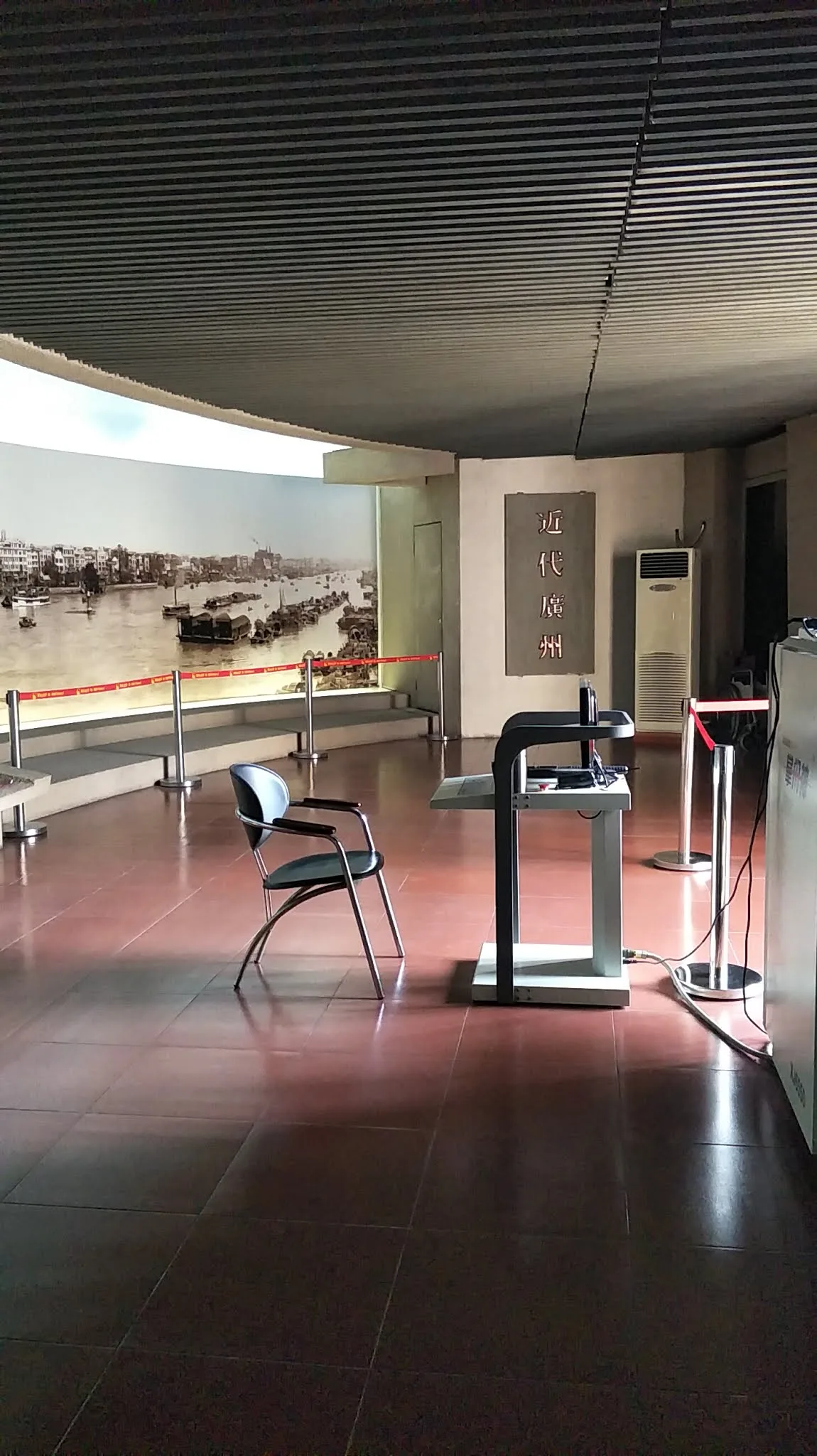 Atmosphere at Guangzhou Museum of Modern History Guangzhou — travel photo