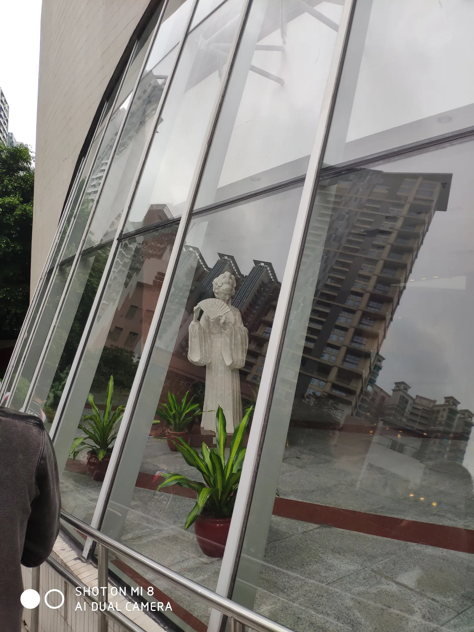 Main view at Hong Xiannv Art Center Guangzhou — travel photo
