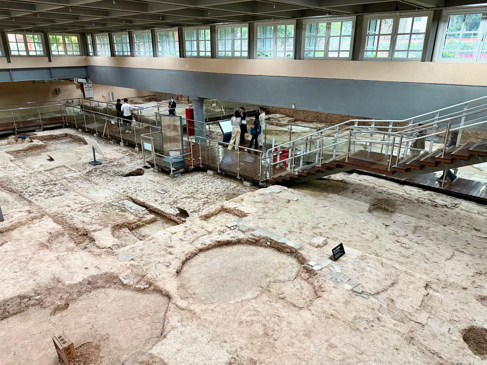 Interior at Nanyue Kingdom Palace Museum Guangzhou — travel photo