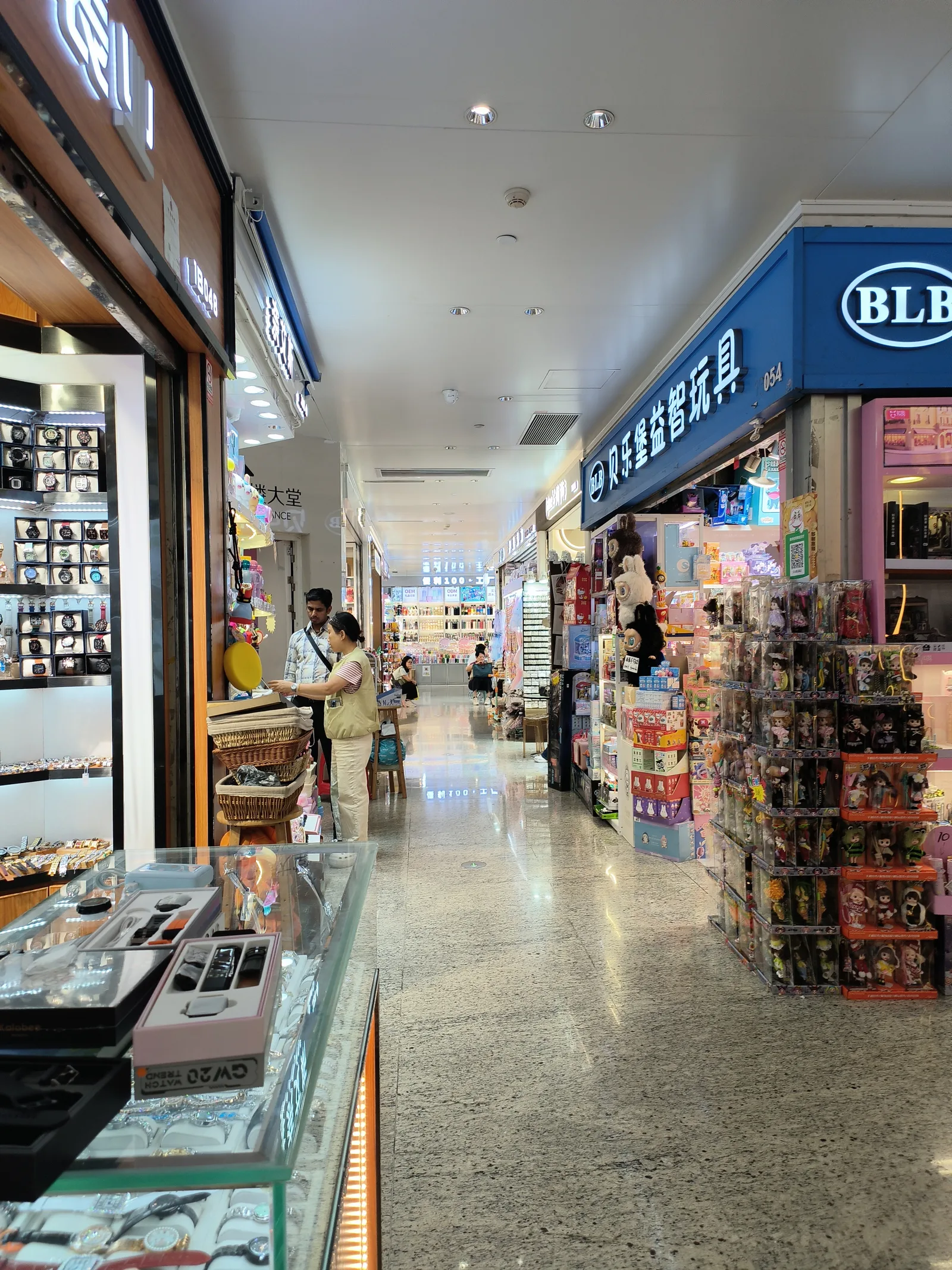 Details at Onelink International Plaza Guangzhou — travel photo