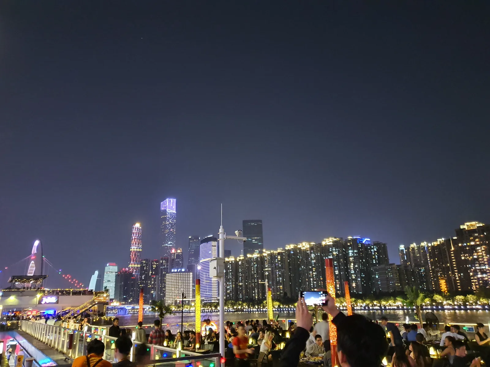 Main view at Party Pier Plaza Guangzhou — travel photo