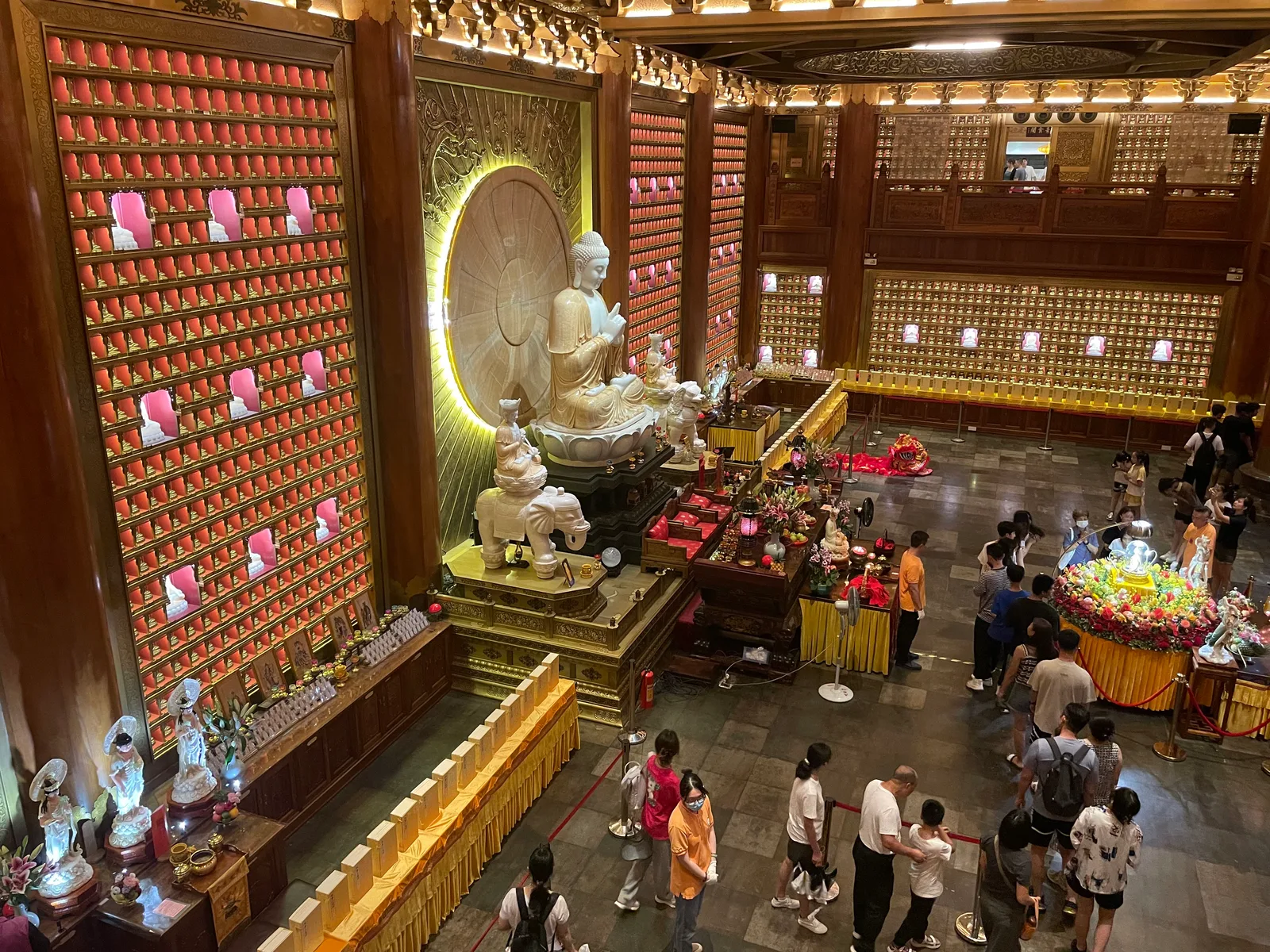 Atmosphere at 黄大仙祠 Guangzhou — travel photo