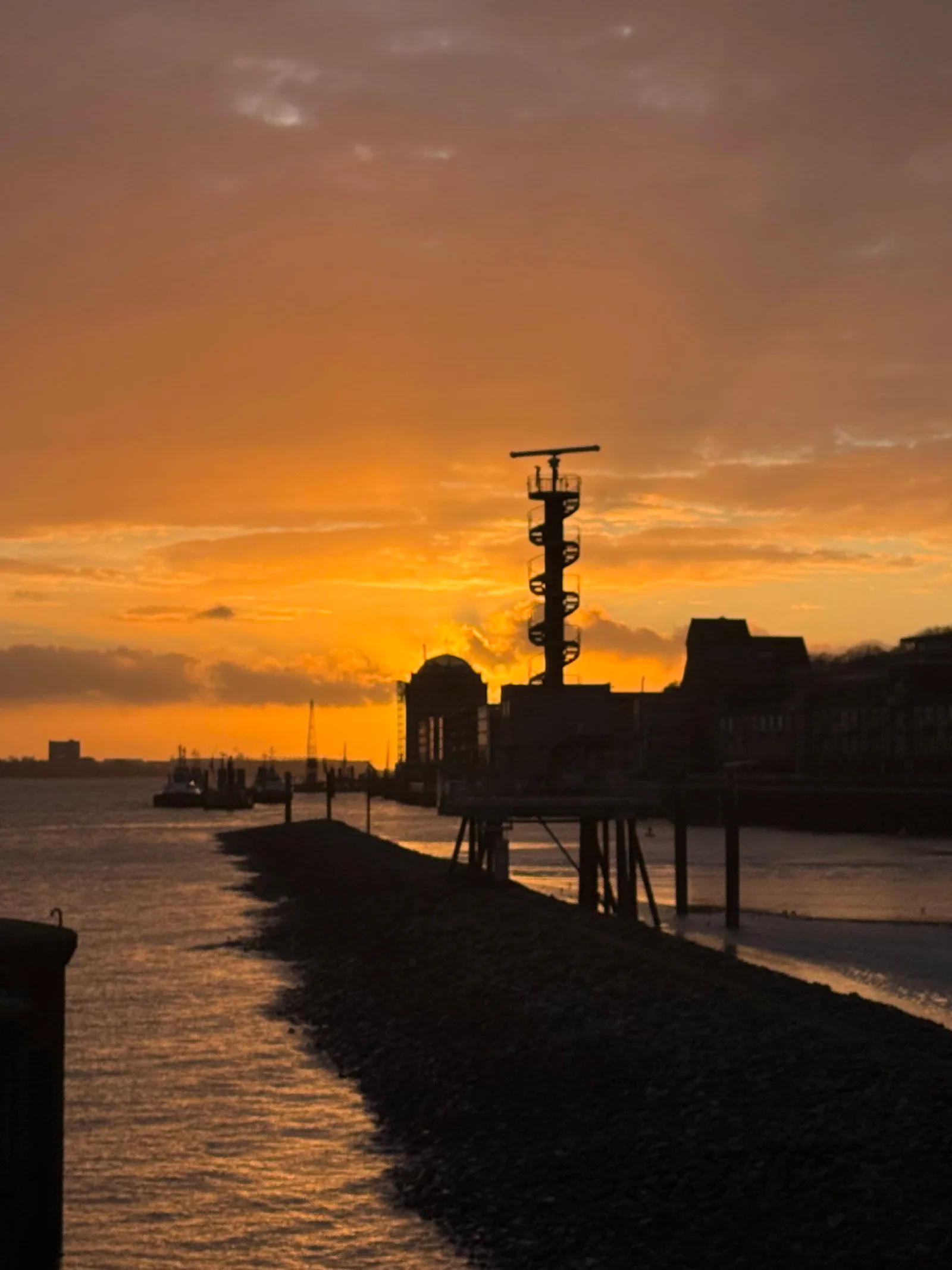 Atmosphere at Hamburg Harbor Hamburg — travel photo