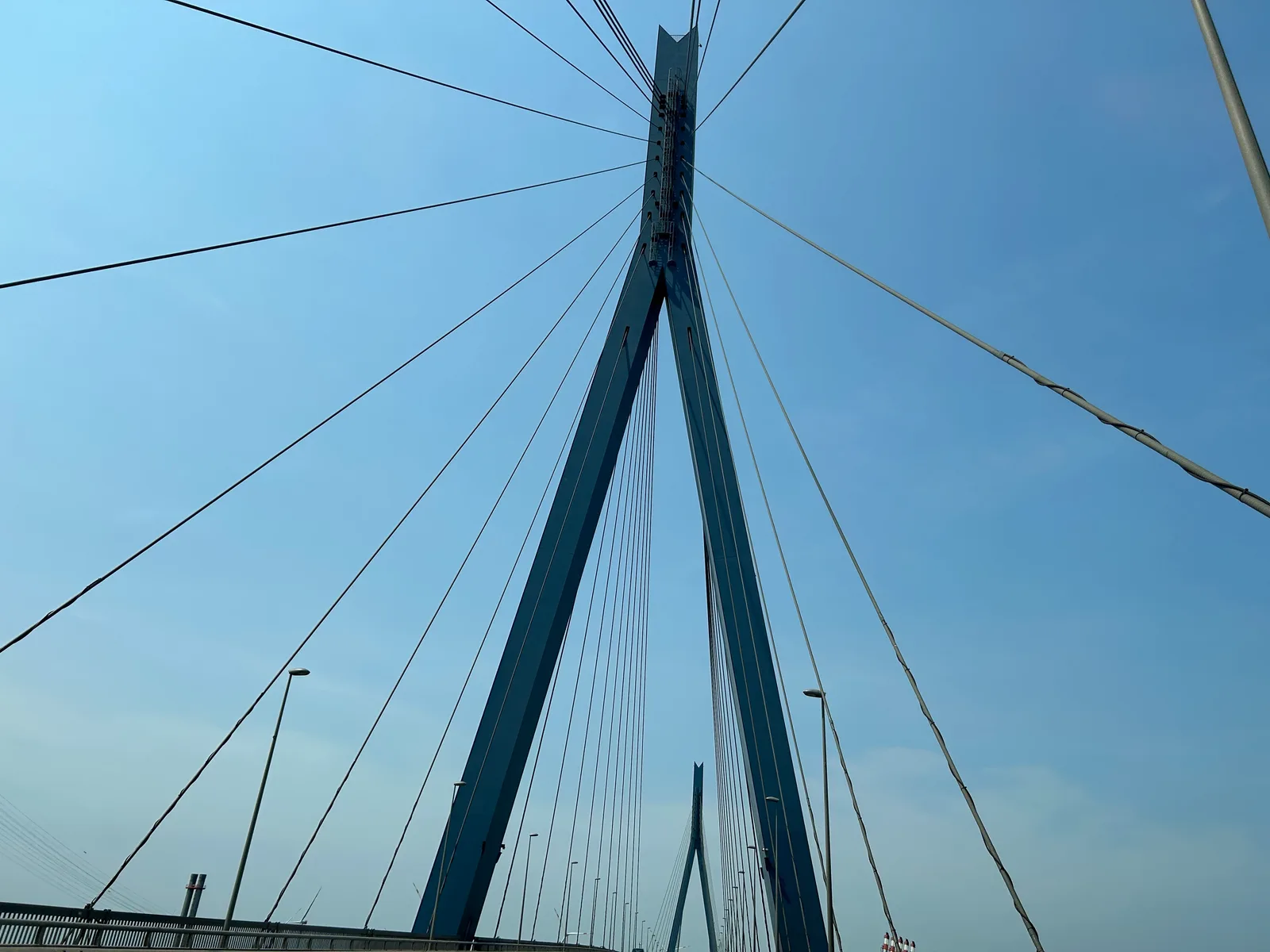 Details at Köhlbrand Bridge Hamburg — travel photo