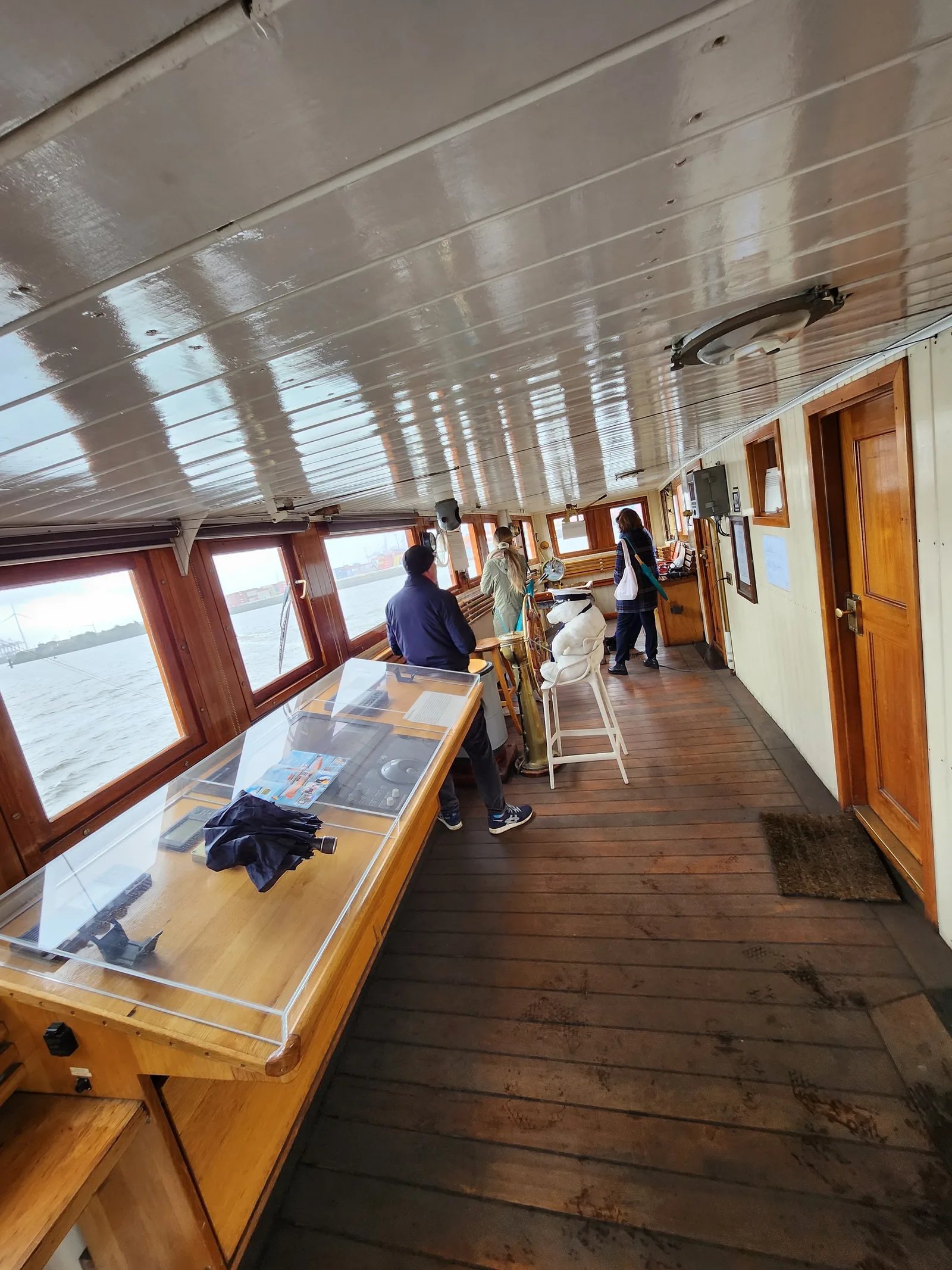 Atmosphere at Museumshafen Oevelgönne e.V. Hamburg — travel photo
