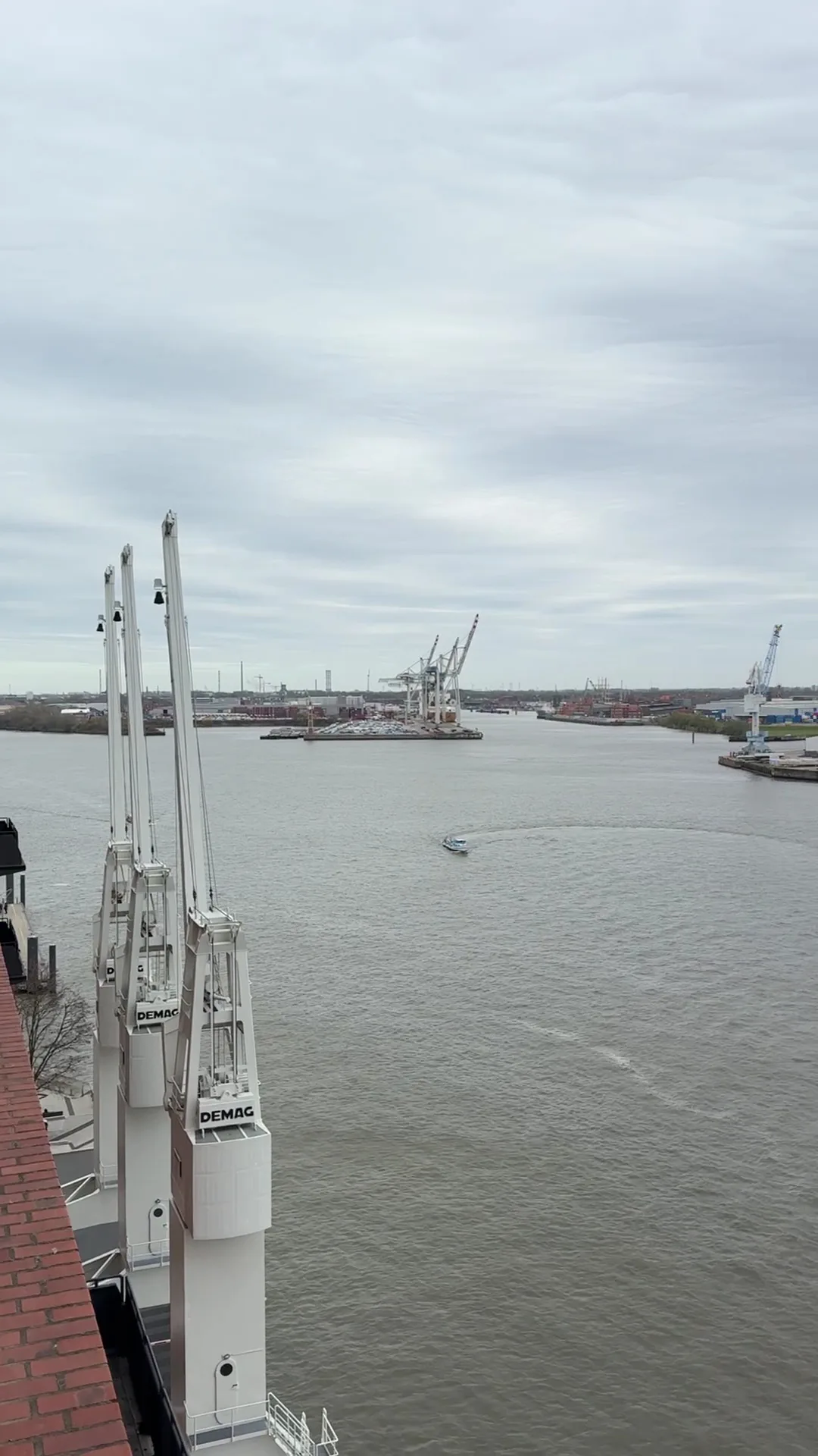 Details at Panorama View Hamburg Hamburg — travel photo