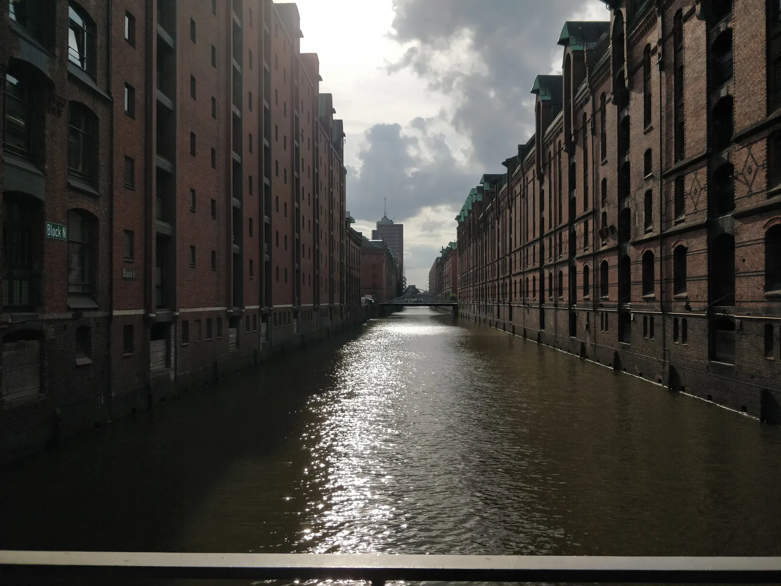 Atmosphere at Poggenmühlen Bridge Hamburg — travel photo