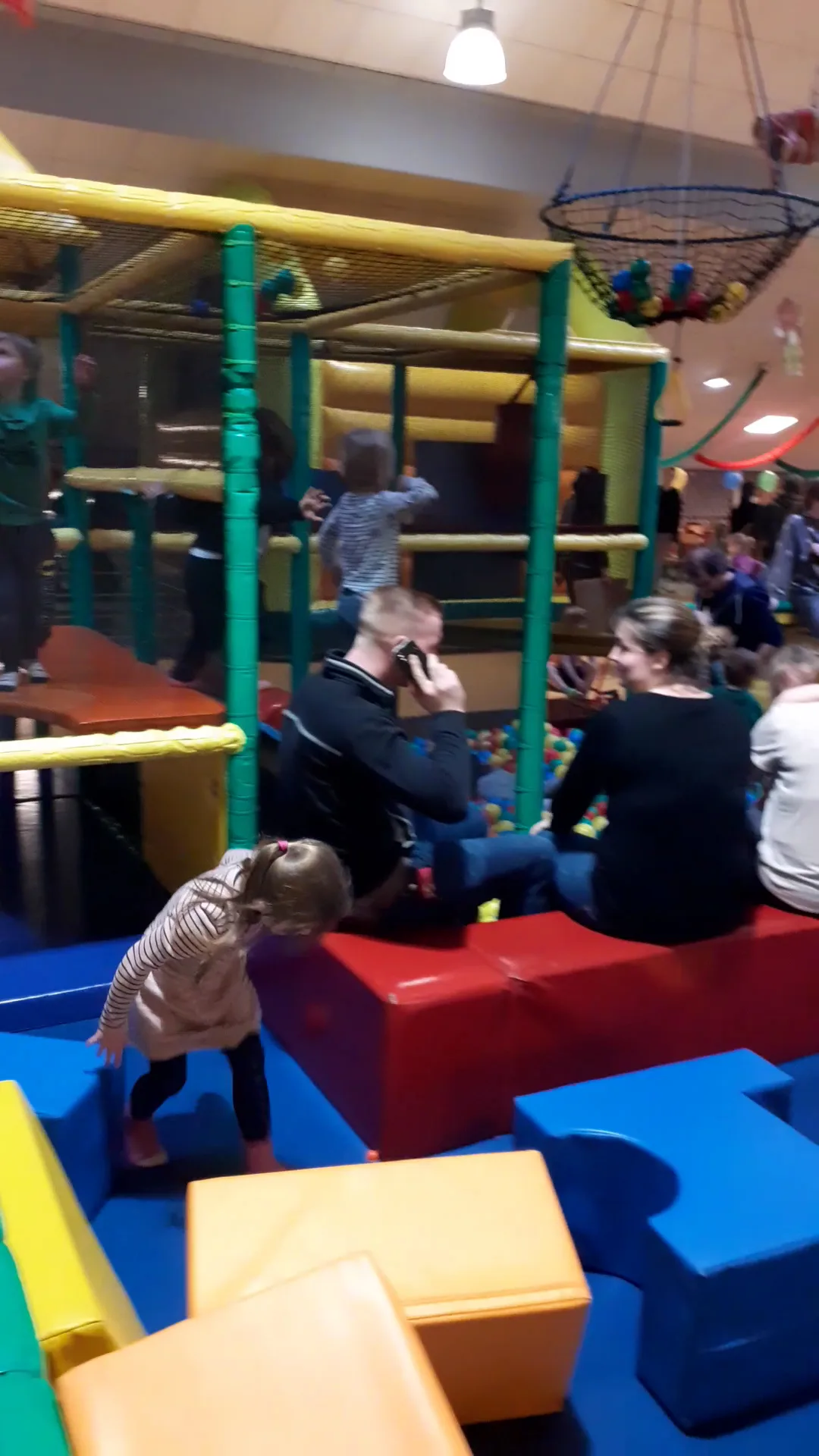 Main view at rabatzz! Indoorspielplatz Hamburg — travel photo