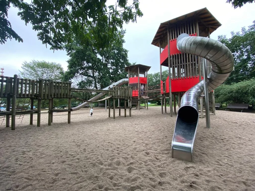 Main view at Spielplatz Planten Un Blomen Große Wallanlagen Hamburg — travel photo