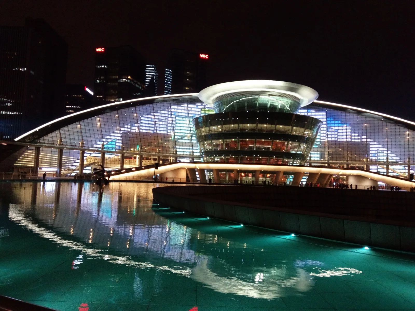 Atmosphere at Hangzhou Grand Theatre Hangzhou — travel photo