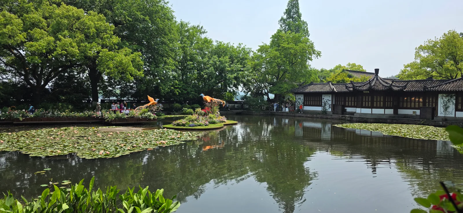 Atmosphere at Hangzhou Parterre Hangzhou — travel photo