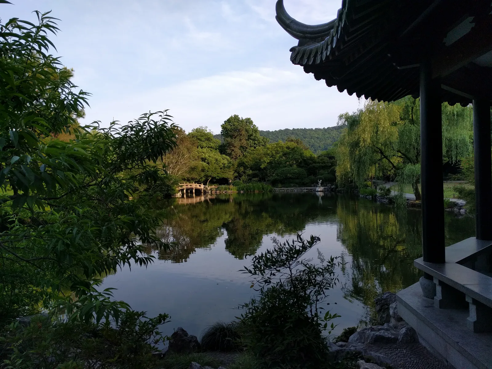 Details at Huagang Park Hangzhou — travel photo