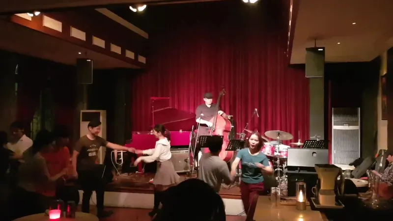 Huanglou JZ Club