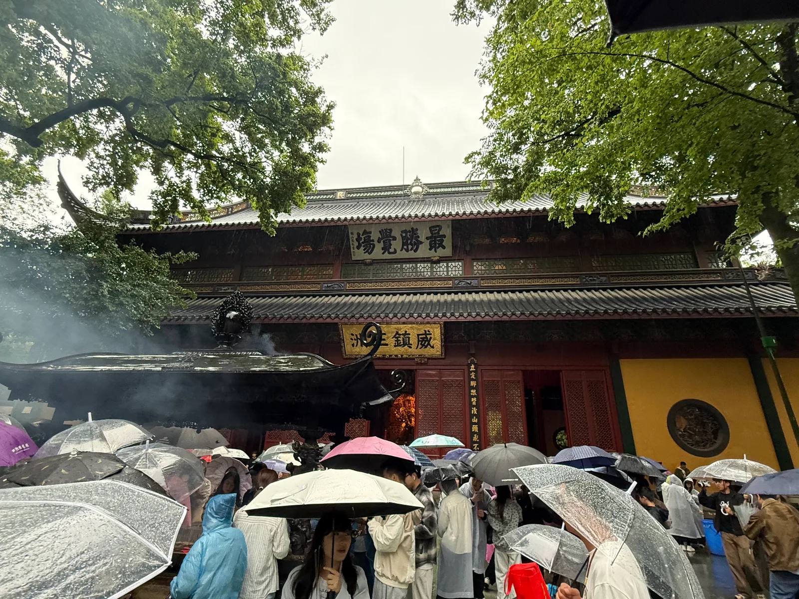 Interior at Lingyin Temple Hangzhou — travel photo