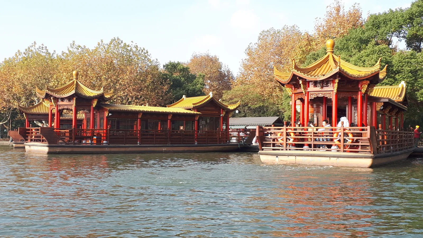 Main view at 湖滨公园 Hangzhou — travel photo