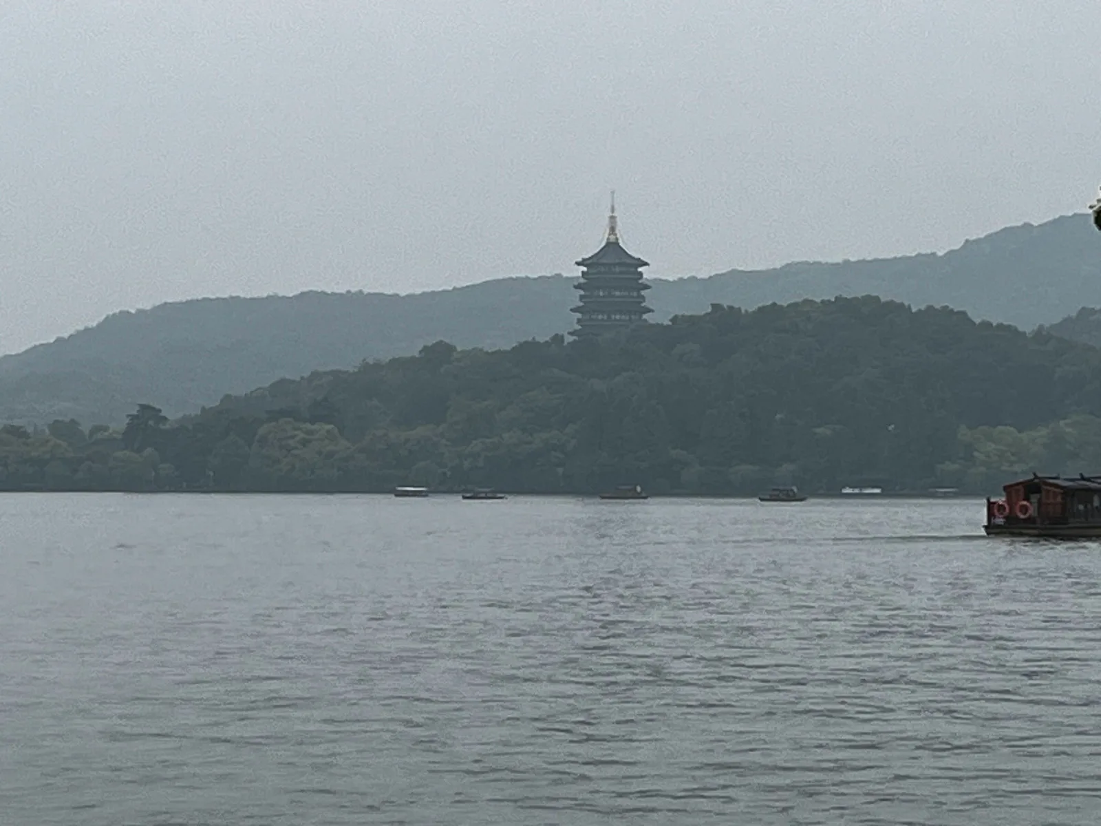 Details at 西湖风景区 Hangzhou — travel photo