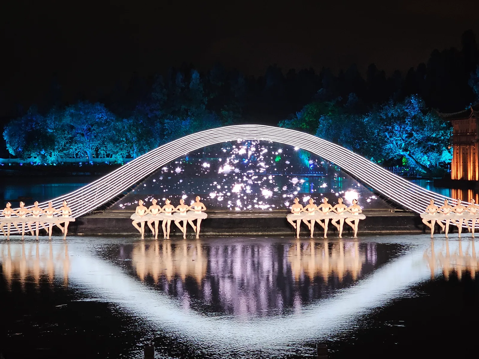 Details at West Lake Scenic Area Music Fountain Hangzhou — travel photo