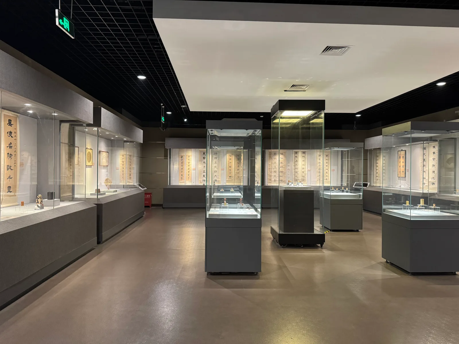 Interior at Zhejiang West Lake Gallery Hangzhou — travel photo