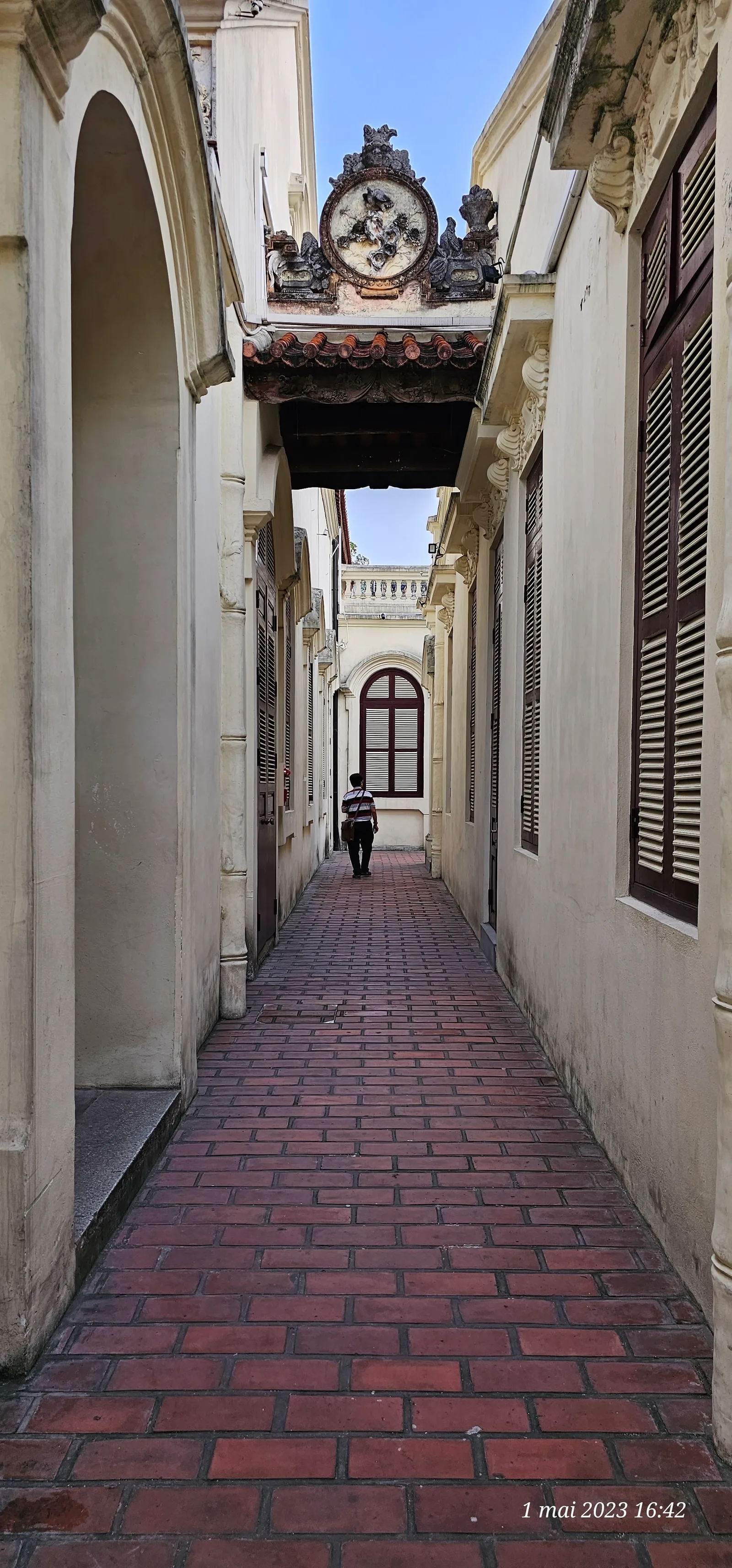 Main view at 22 Hang Buom Culture and Arts Center Hanoi — travel photo