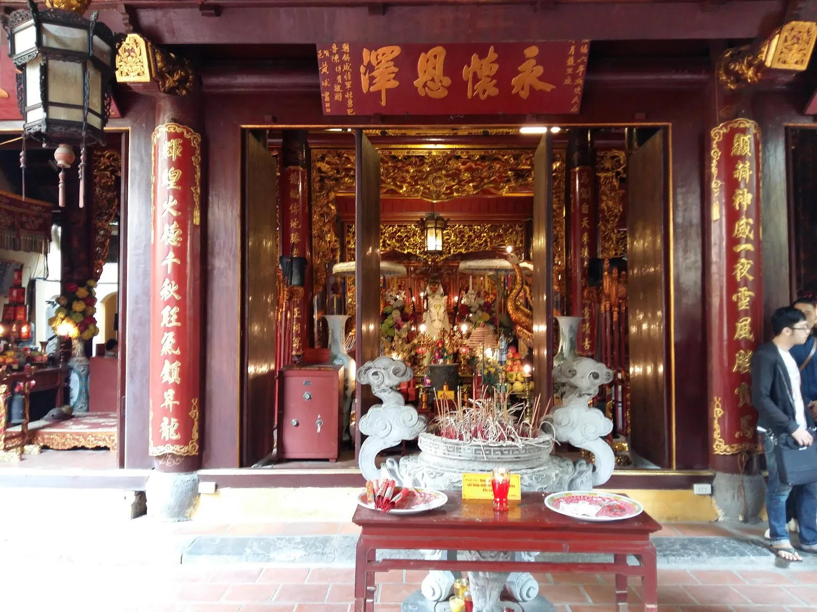 Main view at Bach Ma Temple Hanoi — travel photo