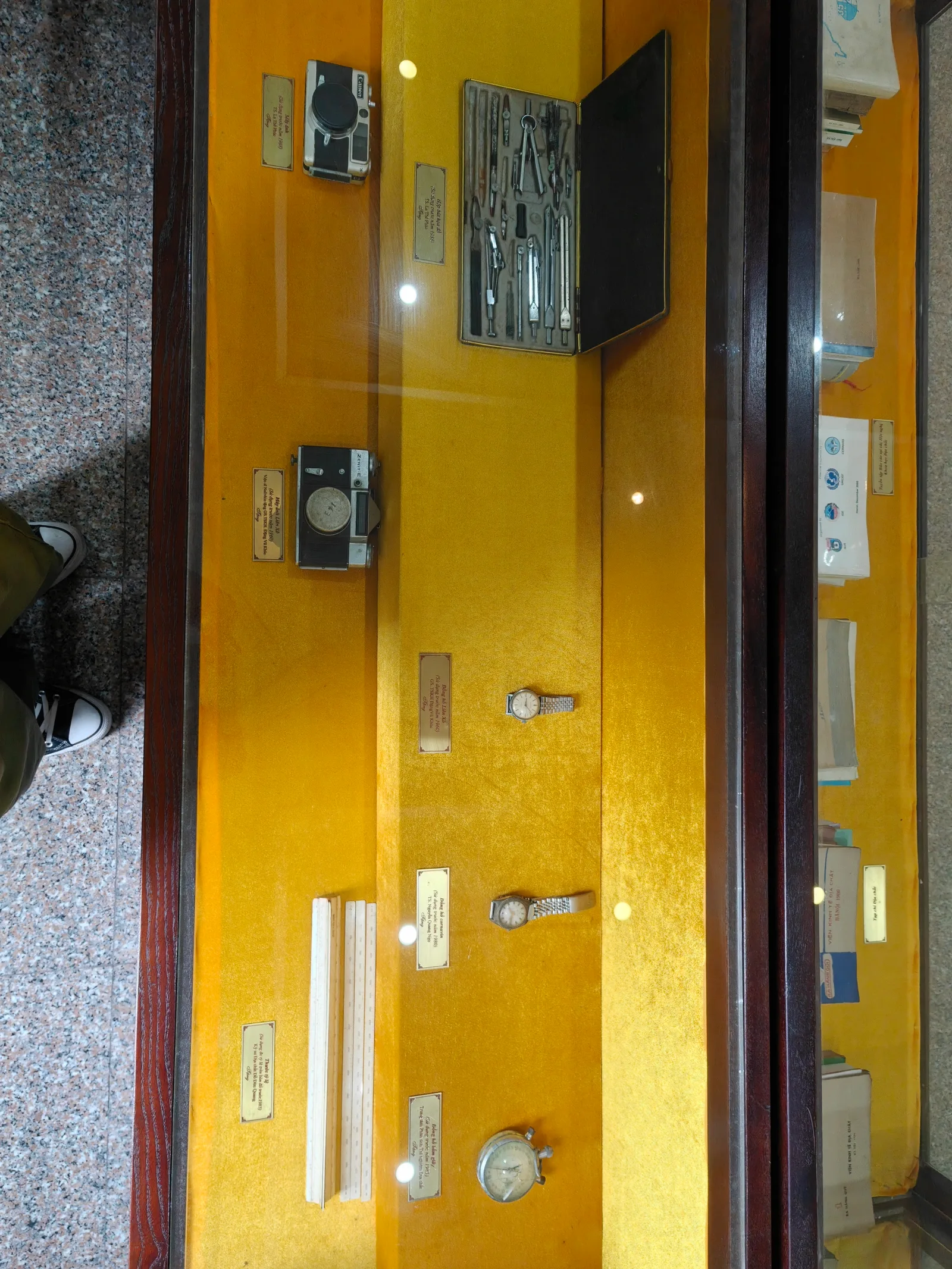 Details at Geology Museum Hanoi — travel photo