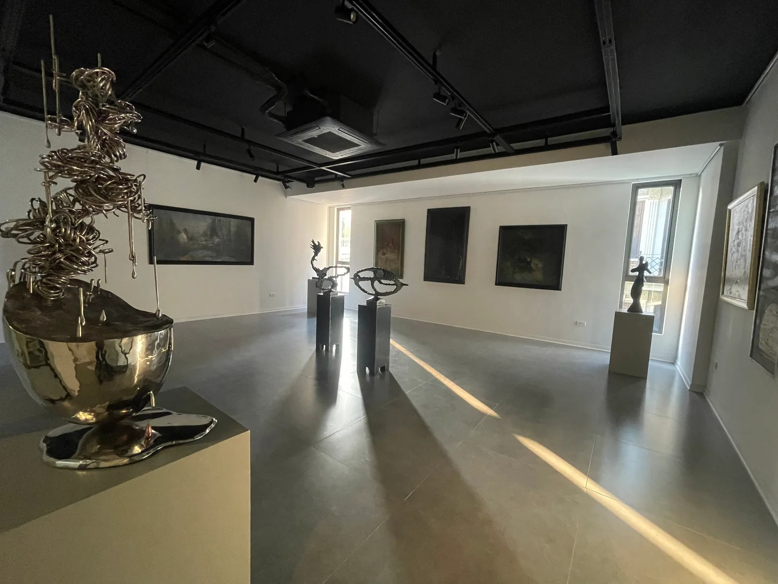 Main view at Hanoi Studio Gallery Hanoi — travel photo