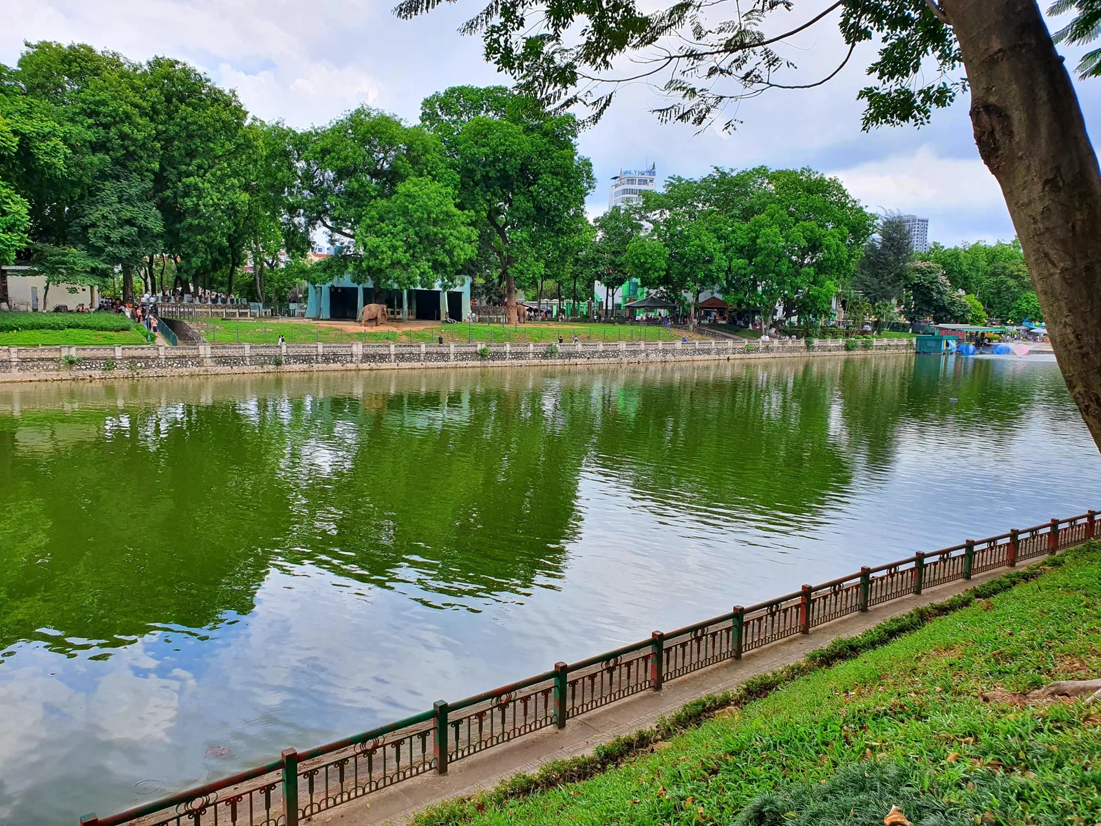 Interior at Hanoi Zoo Hanoi — travel photo