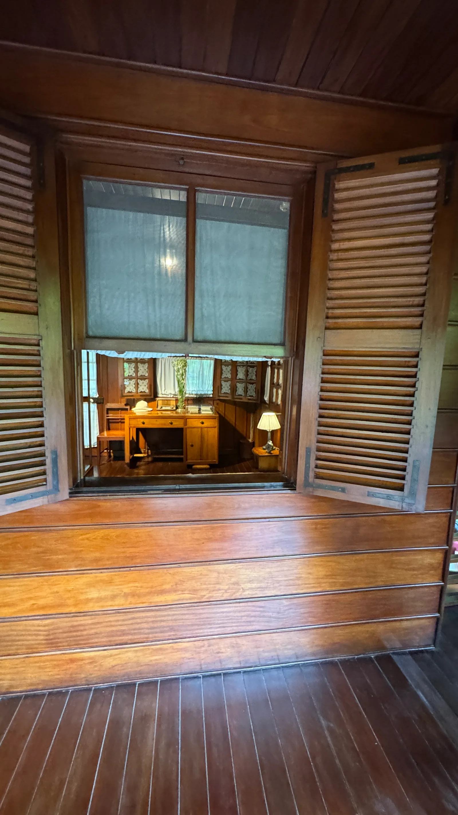 Details at Ho Chi Minh’s Stilt House Hanoi — travel photo