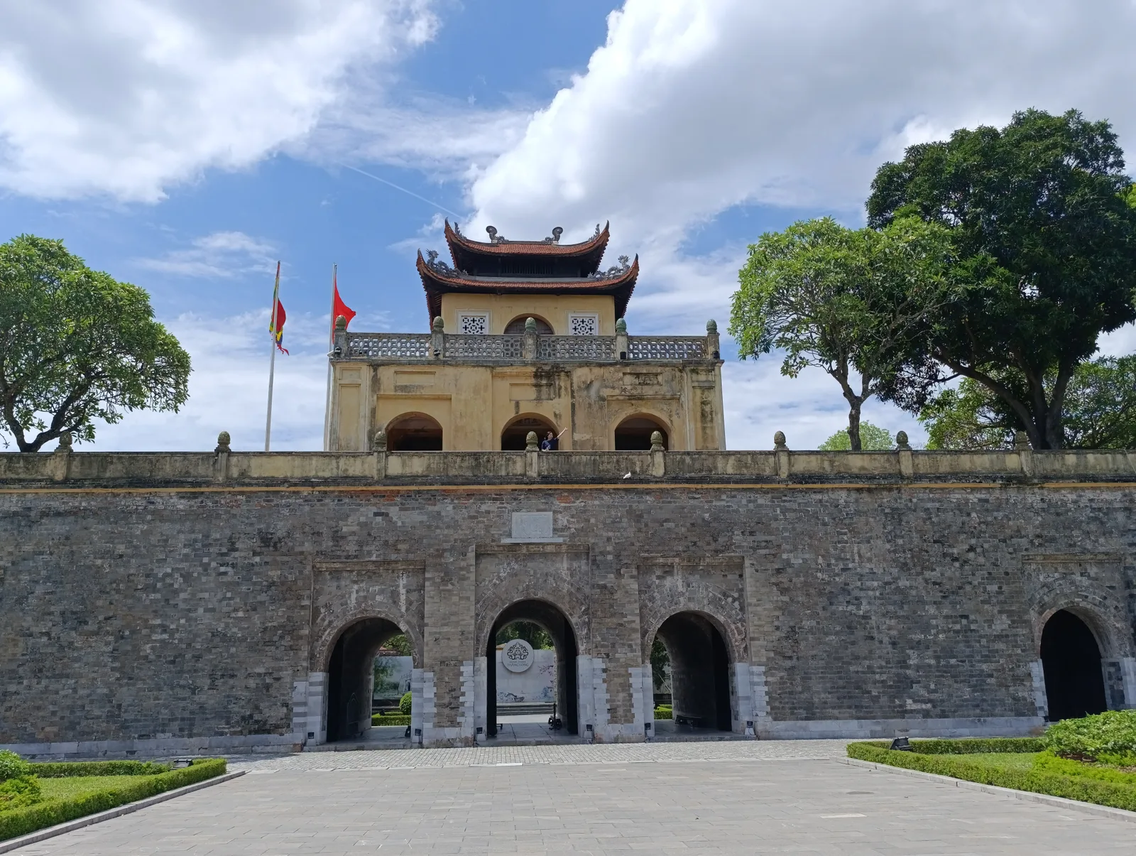 Imperial Citadel of Thang Long — rainy day guide Hanoi