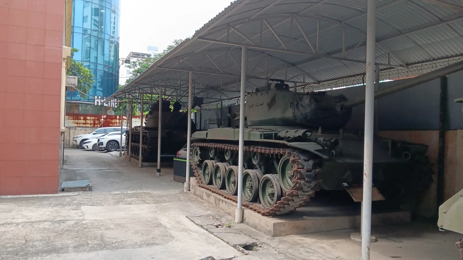 Main view at Museum of Armored Forces Hanoi — travel photo