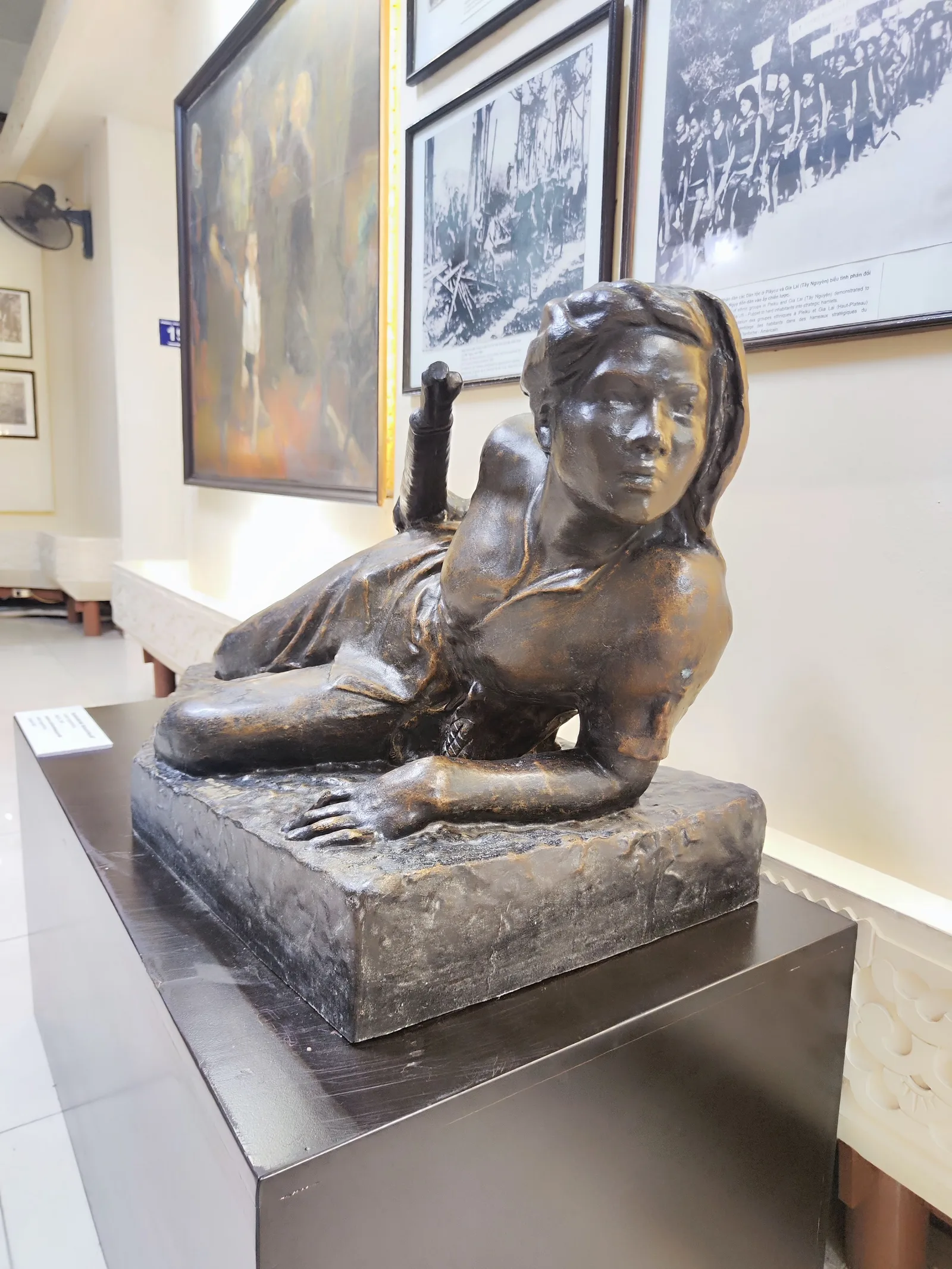 Atmosphere at Museum of the Vietnamese Revolution Hanoi — travel photo