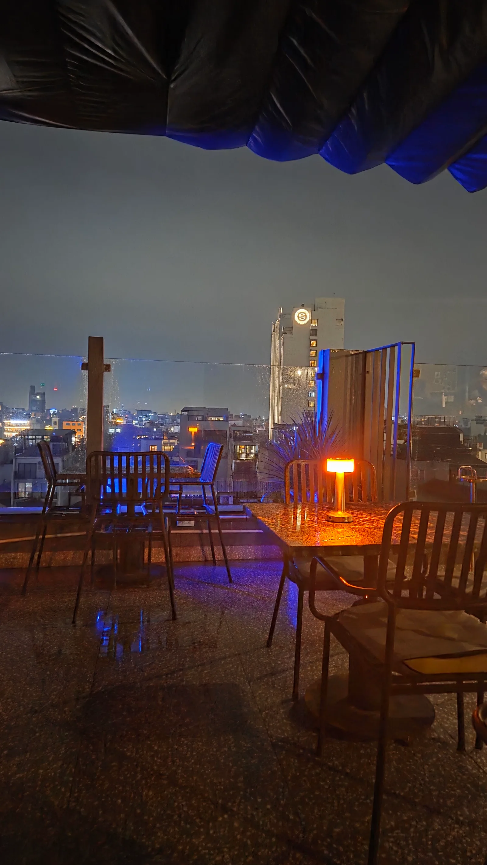 Details at SkyOn9 Rooftop Westlake Hanoi — travel photo