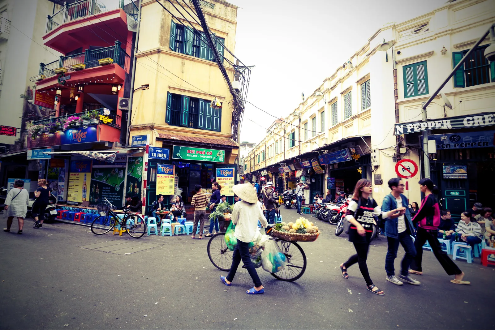 Ta Hien Beer Street