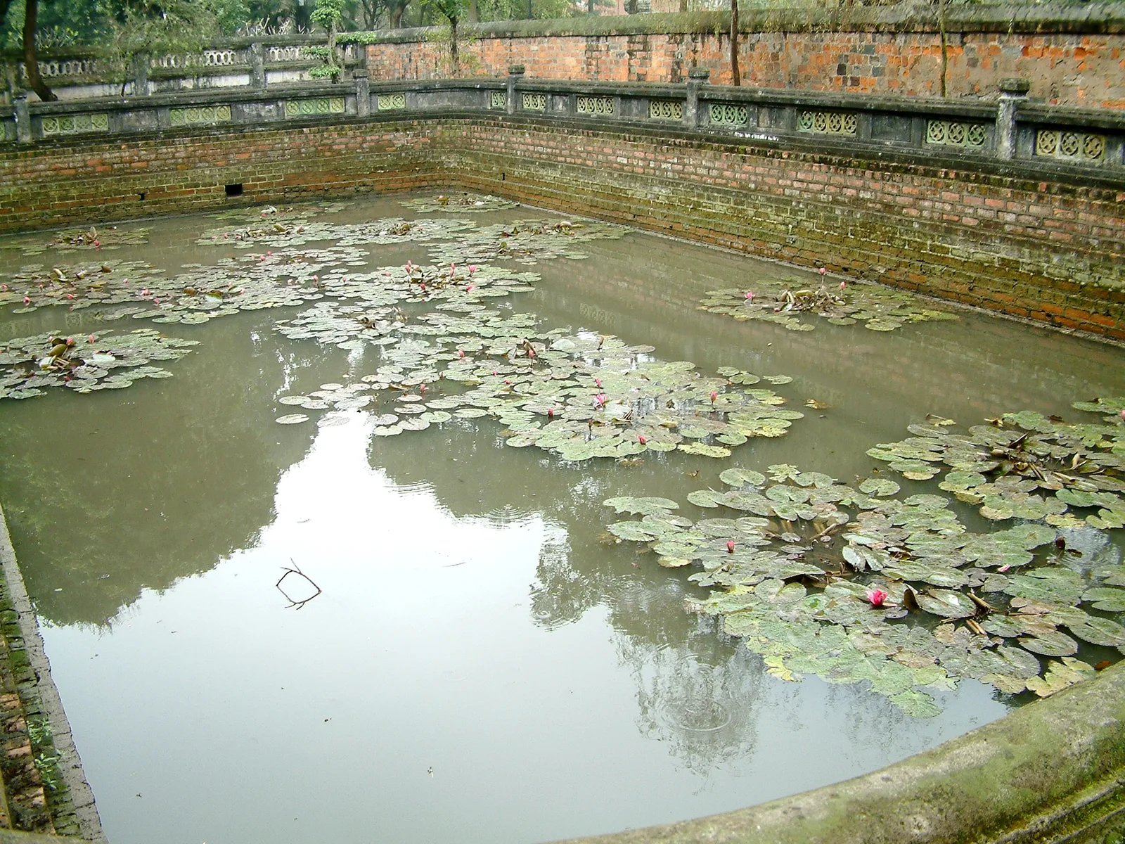 Details at Temple Of Literature Hanoi — travel photo