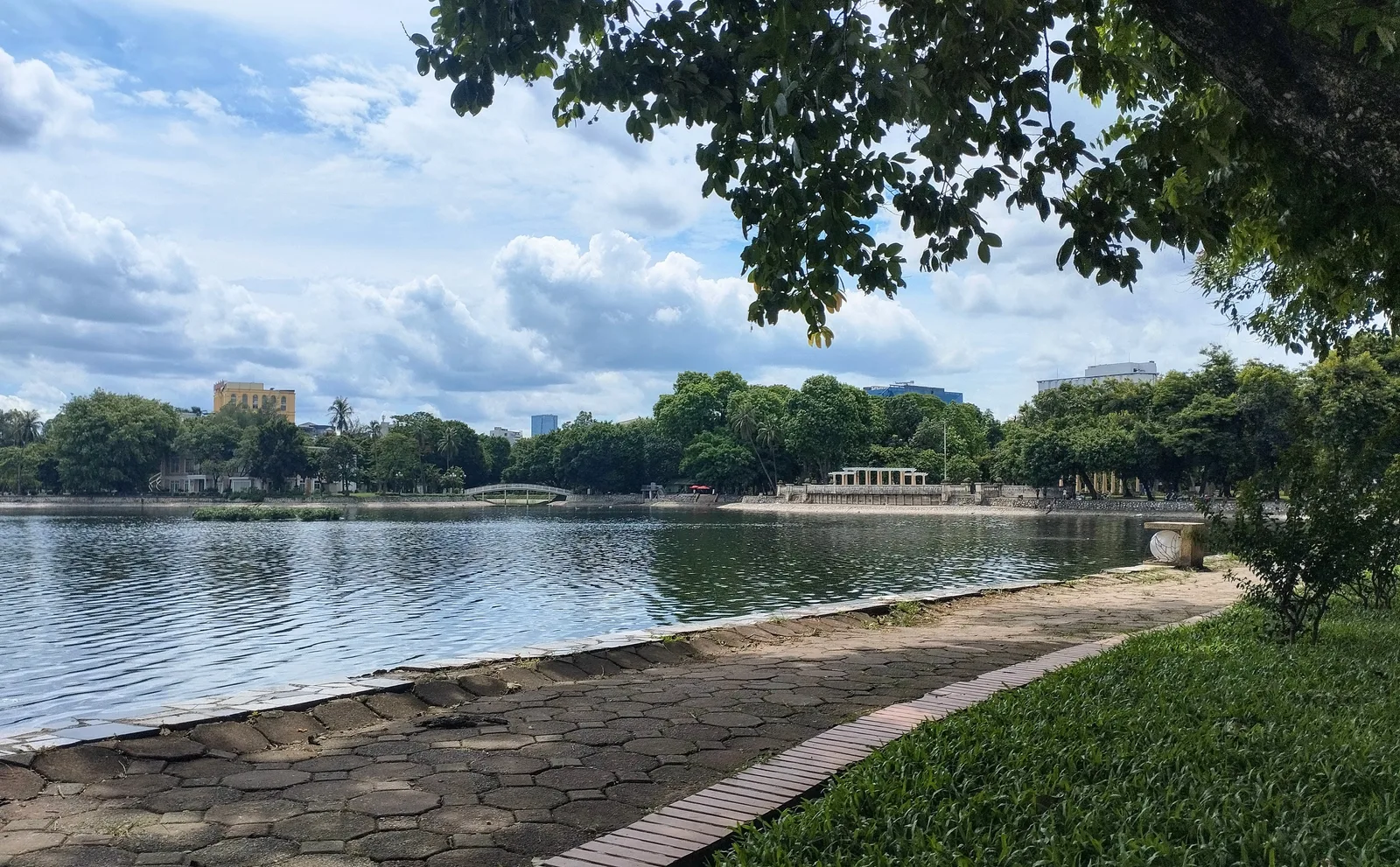Details at Thong Nhat Park Hanoi — travel photo