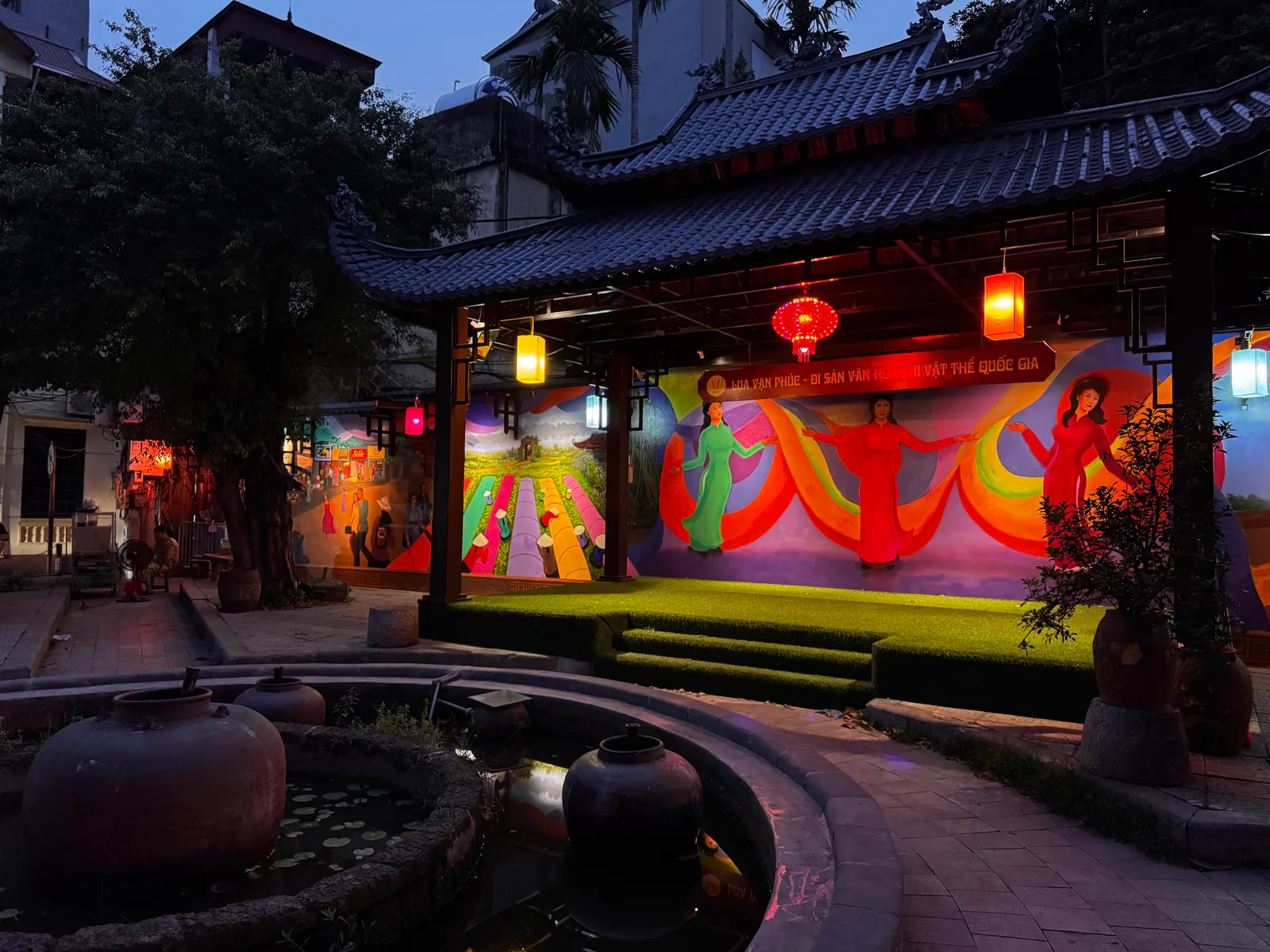Main view at Village de la Soie (Silk Village) Hanoi — travel photo