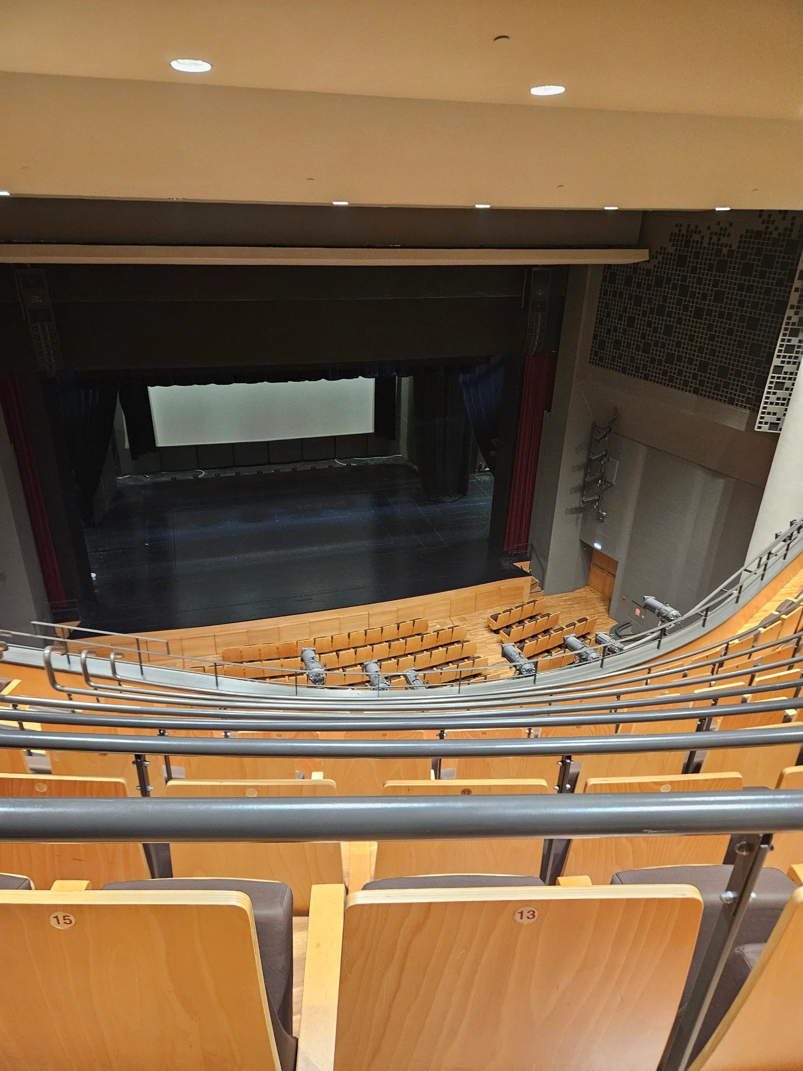 Main view at Cultural Conference Center of Heraklion Heraklion — travel photo