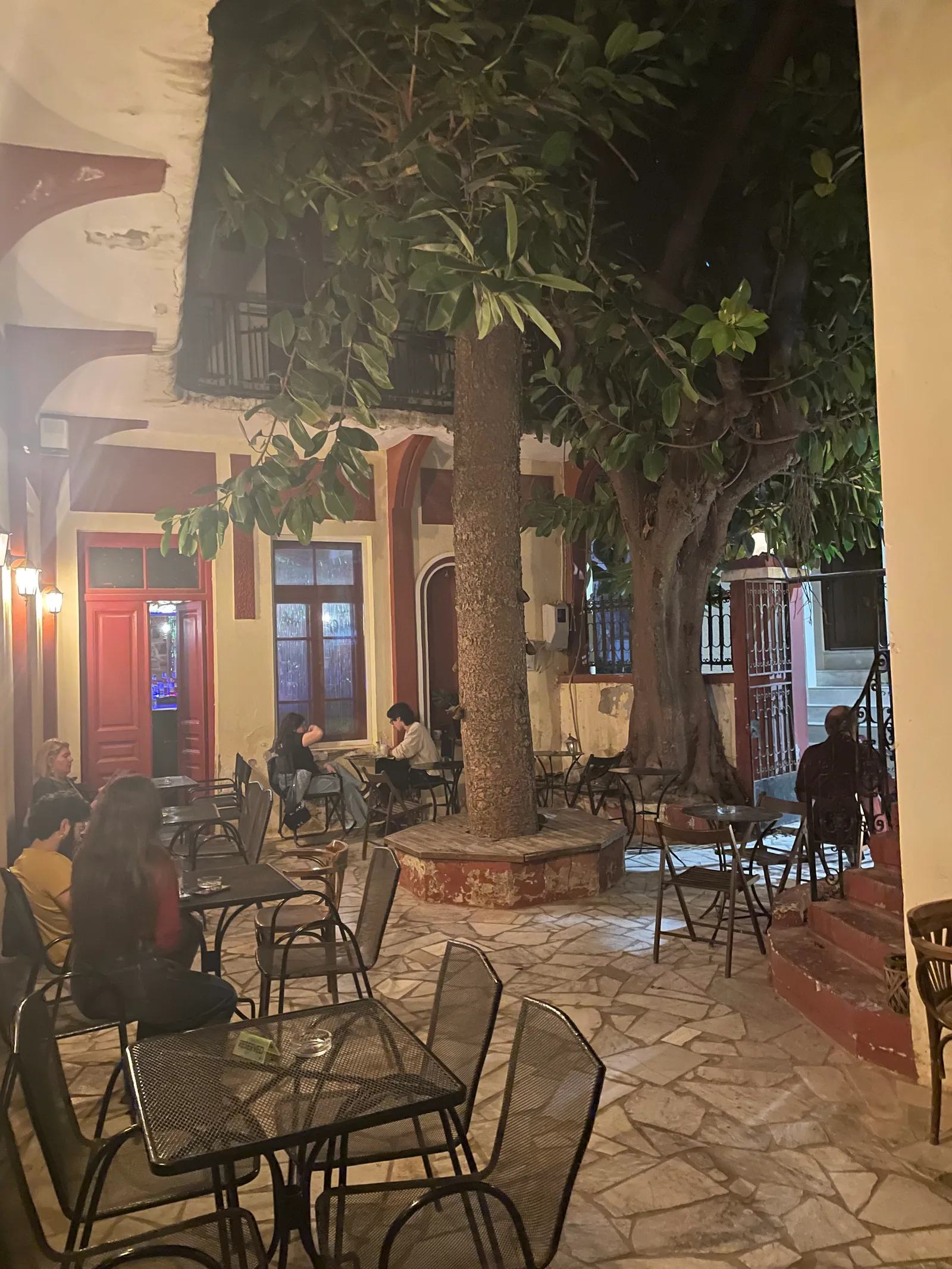 Main view at Guernica Heraklion — travel photo