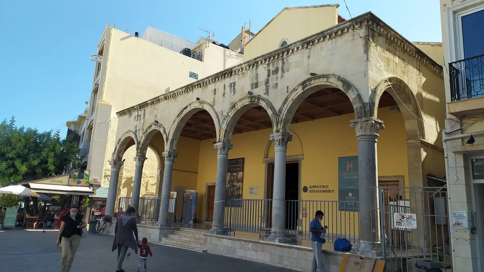Details at Heraklion Municipal Art Gallery Heraklion — travel photo