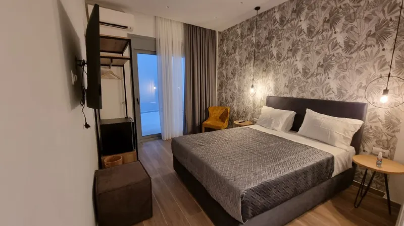 Kipos Suites