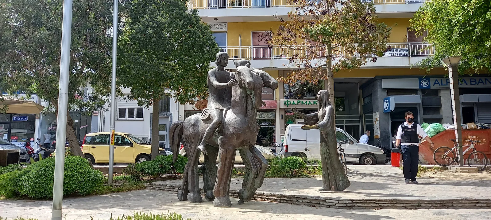 Atmosphere at Kornarou Square Heraklion — travel photo