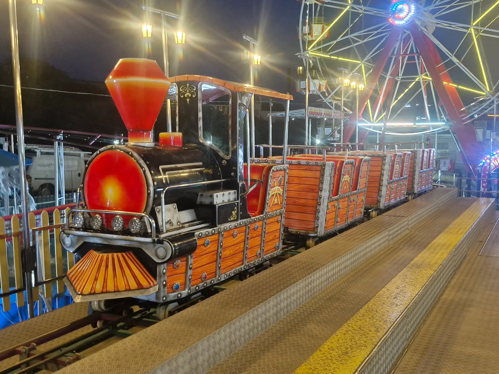 Main view at Luna Park Katerina Heraklion — travel photo