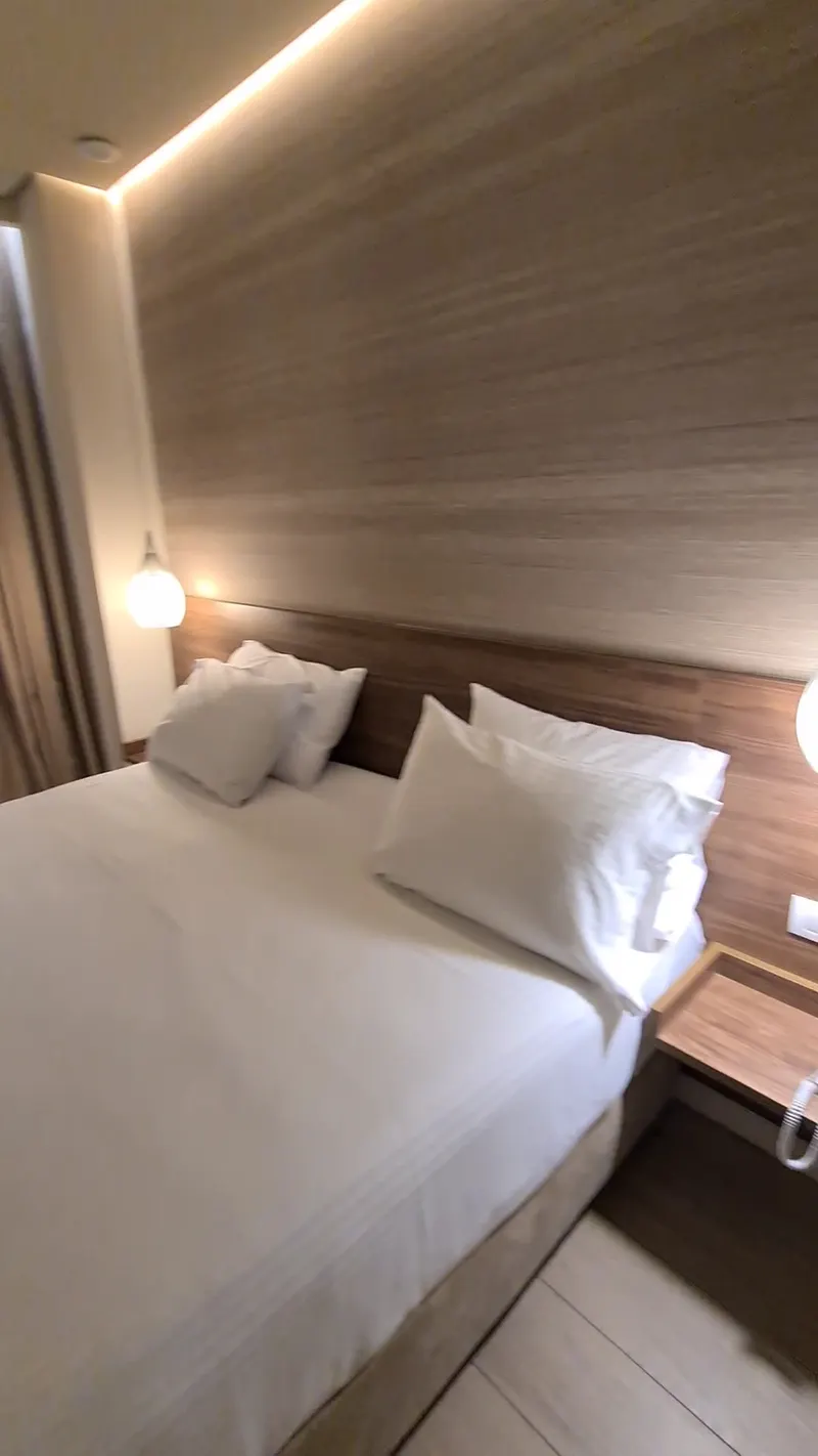 Metropole Urban Hotel