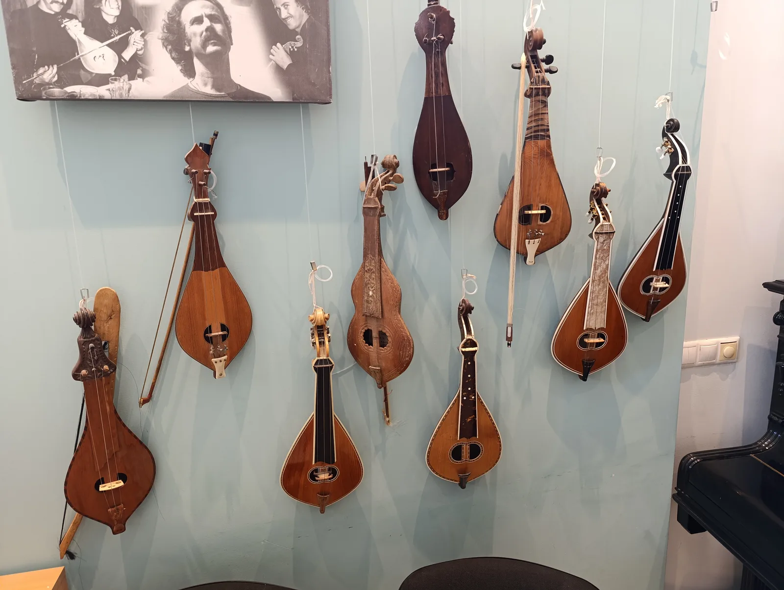 Details at Museum of musical instruments “Thirathen” Heraklion — travel photo