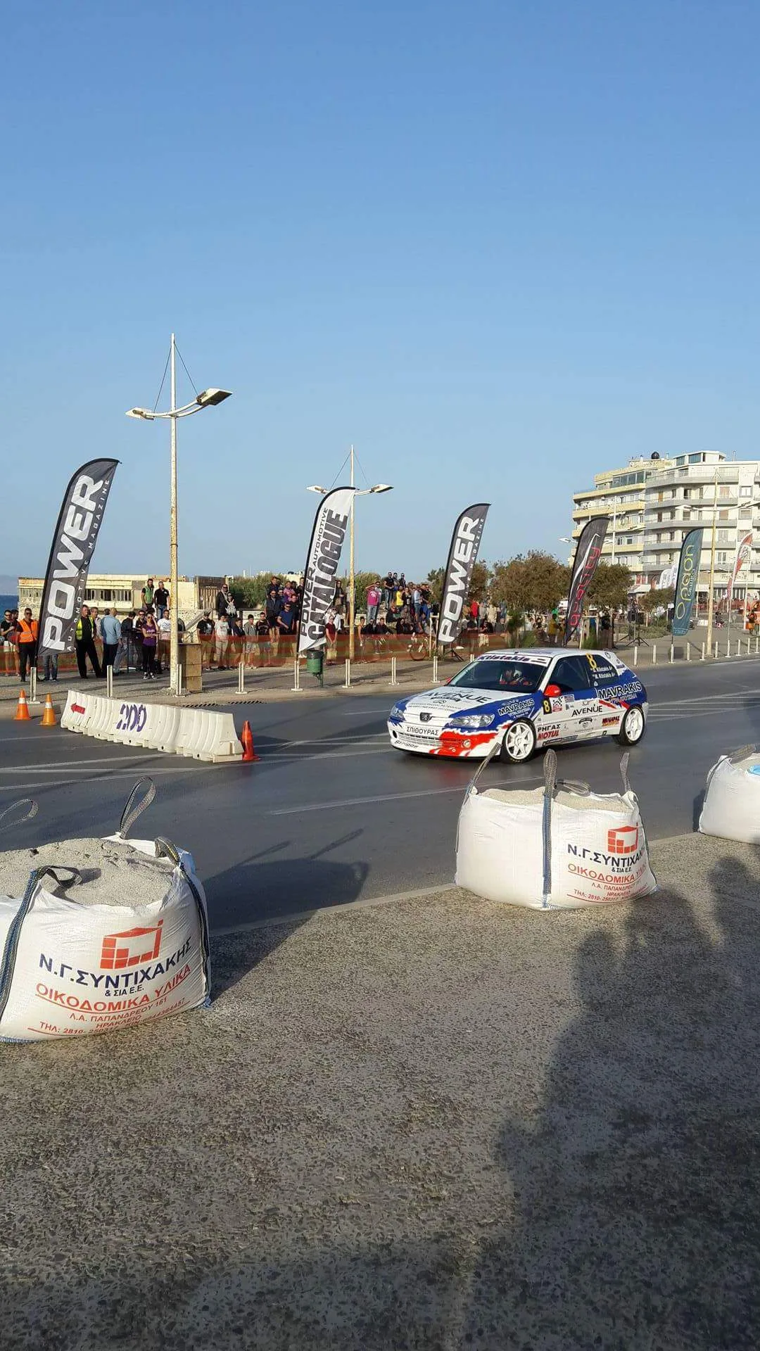 Details at Nearchou Square Heraklion — travel photo
